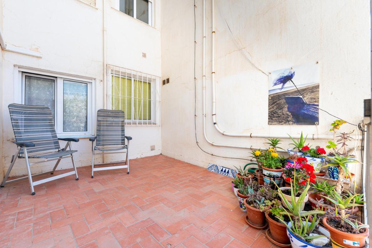 Seafront Apartment Torre Del Mar Exterior photo
