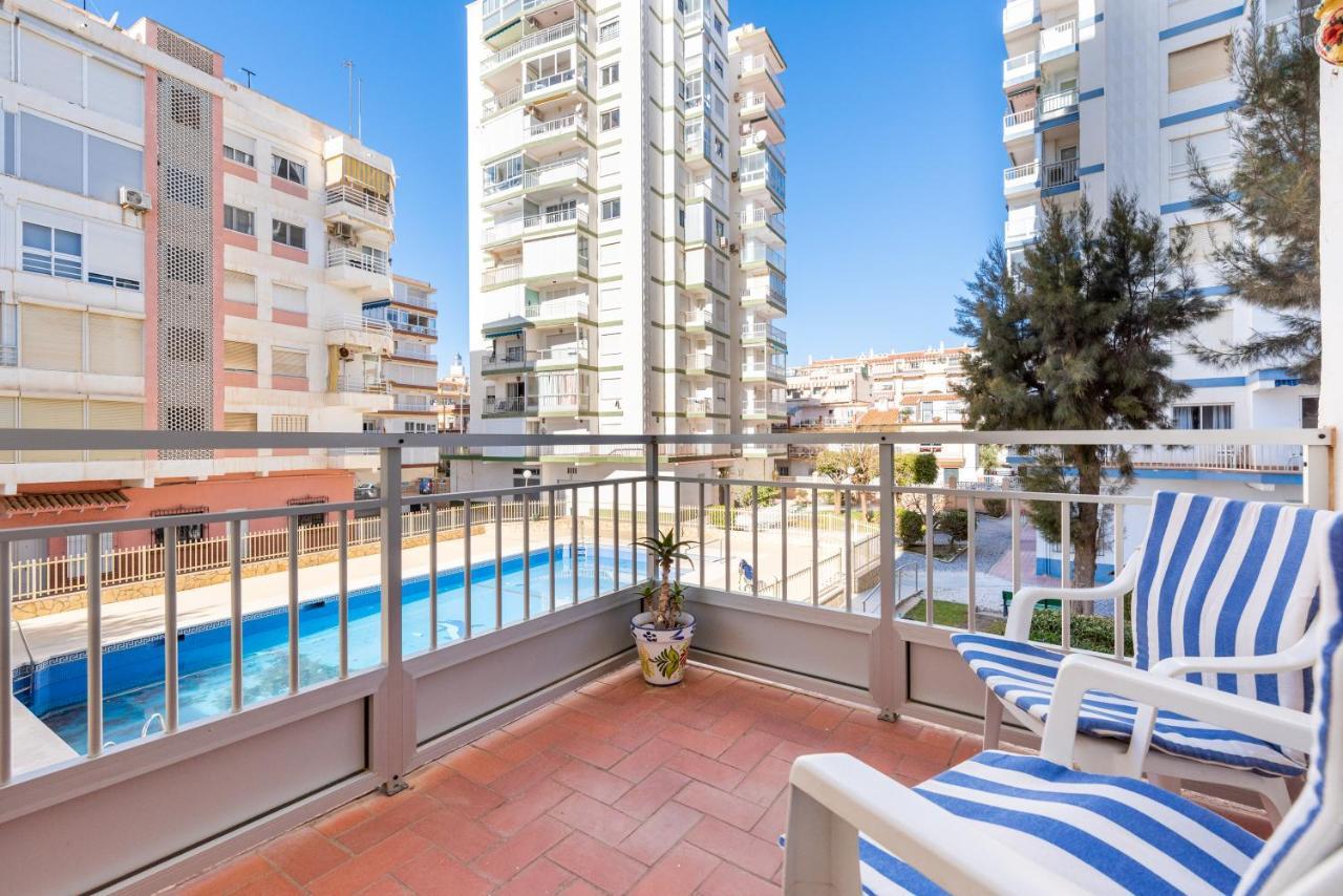 Seafront Apartment Torre Del Mar Exterior photo