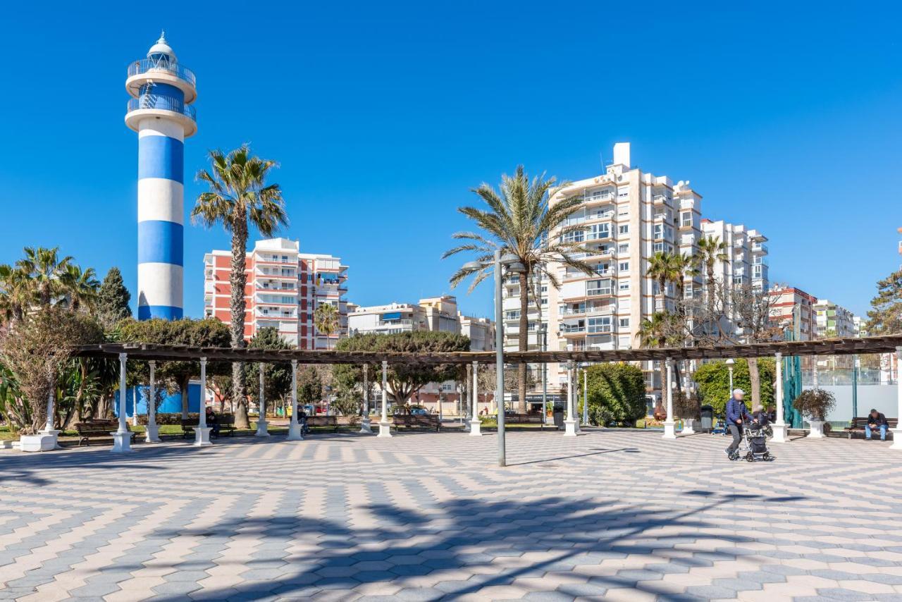 Seafront Apartment Torre Del Mar Exterior photo